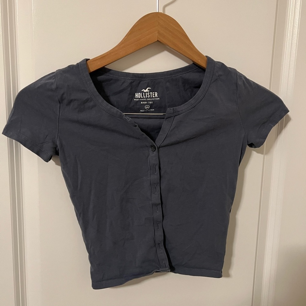 Hollister gray blue tee shirt women’s size xxsmall